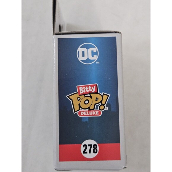 278 Superman Funko Mini Bitty Pop Deluxe DC Comics MIB - Picture 5 of 7